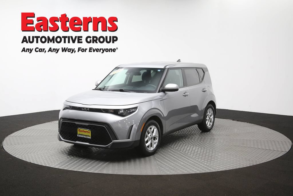 Used 2023 Kia Soul LX w/ Option Group 015 FWD image 57