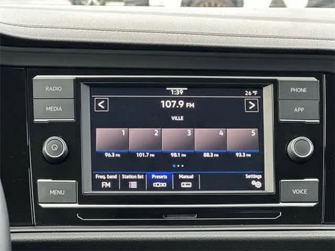 Used 2024 Volkswagen Jetta S image 10