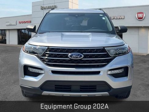 Used 2020 Ford Explorer XLT w/ Equipment Group 202A AWD/4WD image 2