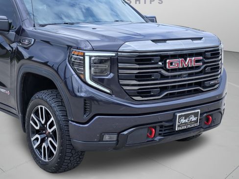 Used 2023 GMC Sierra 1500 AT4 w/ AT4 Premium Package AWD/4WD image 33