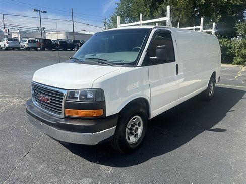 Used 2016 GMC Savana 2500 Extended w/ Chrome Appearance Package RWD image 3