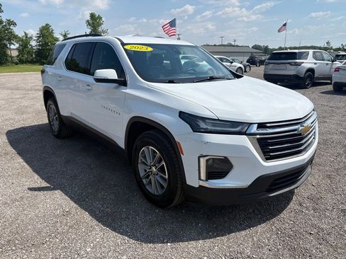 Used 2023 Chevrolet Traverse LT w/ LPO, Cargo Package AWD/4WD image 1