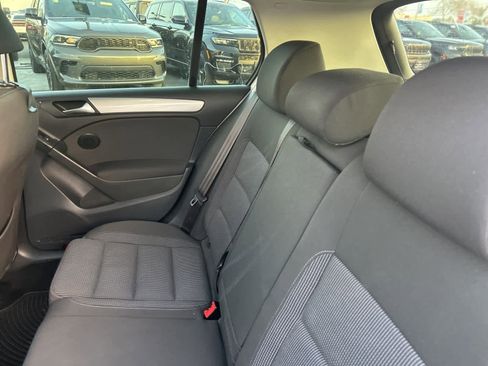 Used 2014 Volkswagen Golf TDI image 23