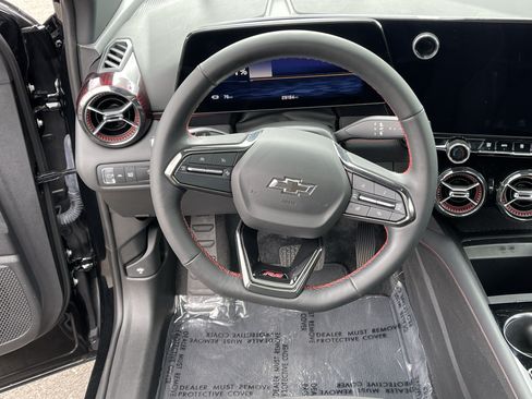 Used 2024 Chevrolet Blazer EV RS RWD image 13