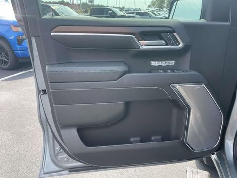 New 2026 GMC Sierra 1500 Denali w/ Denali Reserve Package AWD/4WD image 15