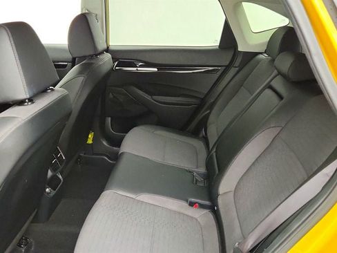 Used 2023 Kia Seltos S w/ Navigation Package AWD/4WD image 20