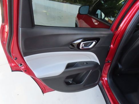 New 2026 Jeep Compass Limited image 25