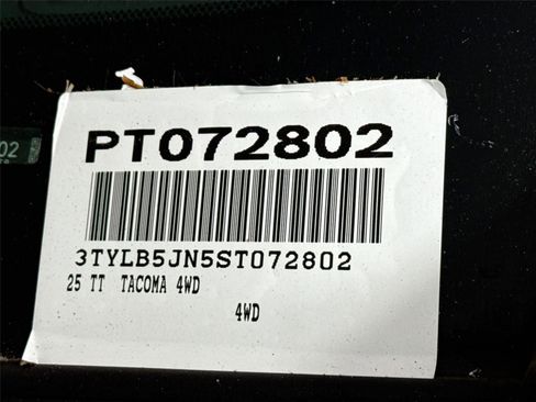 Certified 2025 Toyota Tacoma TRD Off-Road image 41