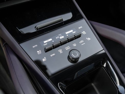 Certified 2026 Porsche Cayenne S AWD/4WD image 27