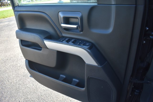 Certified 2018 Chevrolet Silverado 1500 LT w/ All Star Edition AWD/4WD image 33