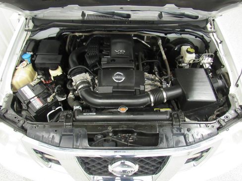Used 2019 Nissan Frontier SV w/ Value Truck Package AWD/4WD image 32
