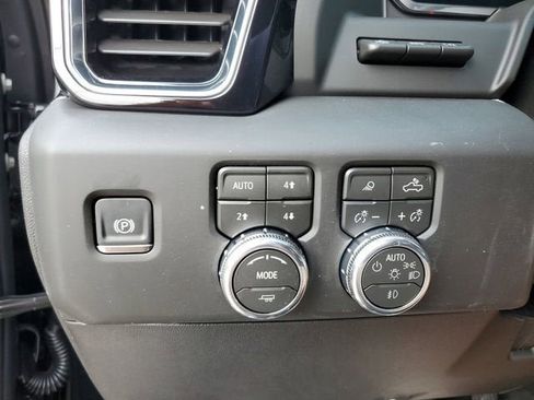 New 2026 GMC Sierra 2500 Denali w/ Denali Reserve Package image 31