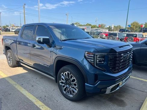 Used 2025 GMC Sierra 1500 Denali Ultimate AWD/4WD image 2