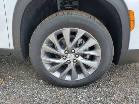 New 2026 Buick Enclave Preferred FWD image 6