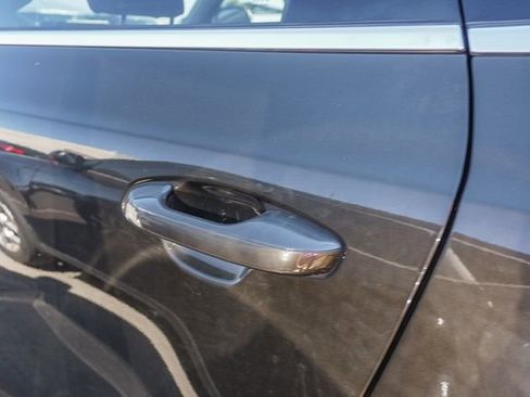 Certified 2022 Kia Telluride EX w/ EX Premium Package image 11