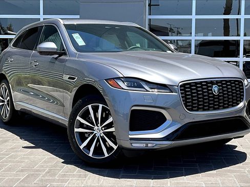 New 2026 Jaguar F-PACE R-Dynamic S image 2