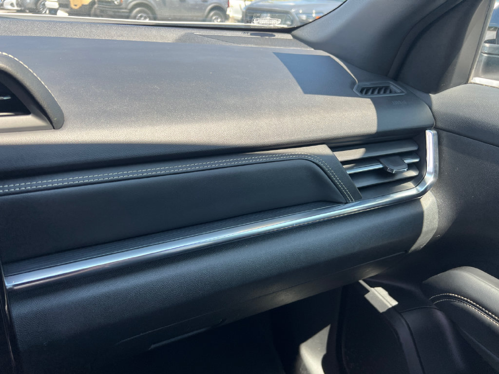 Used 2025 GMC Terrain Elevation AWD/4WD image 31