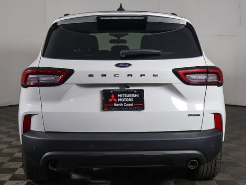 Used 2025 Ford Escape ST-Line Elite w/ Tech Pack #1 image 13