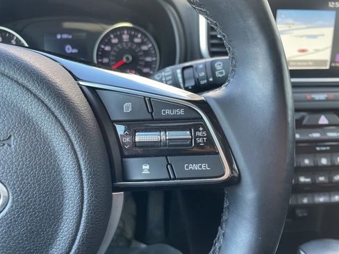 Used 2022 Kia Sportage EX w/ EX Technology Package image 18