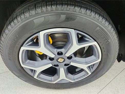 Used 2022 Rivian R1T Adventure image 53