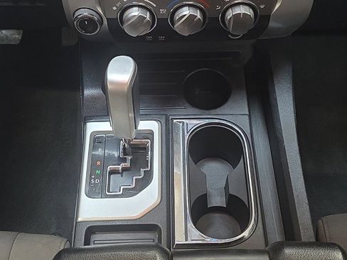 Used 2020 Toyota Tundra SR5 w/ SR5 Upgrade Package image 18
