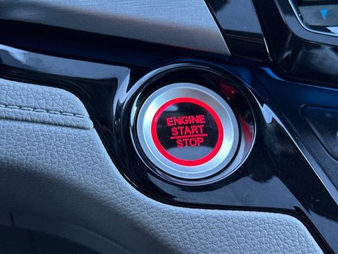 Used 2018 Honda Odyssey Elite image 26