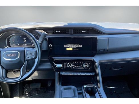 Used 2024 GMC Sierra 3500 AT4 w/ AT4 Premium Plus Package AWD/4WD image 10
