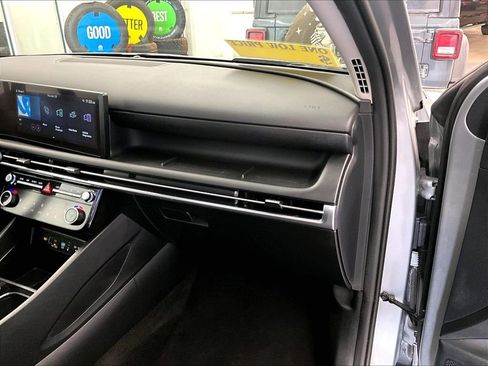 Used 2025 Hyundai Tucson SEL image 13