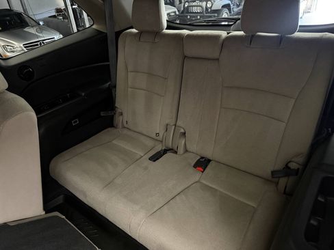 Used 2016 Honda Pilot LX image 23