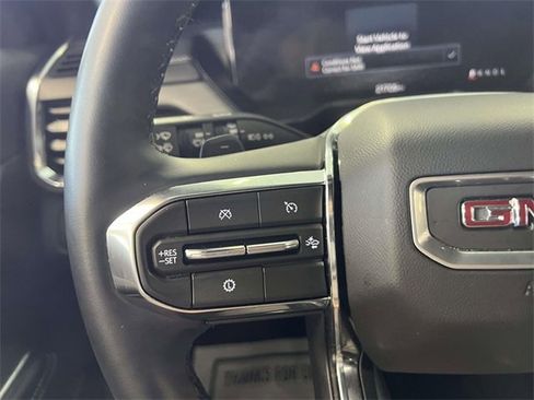 Certified 2025 GMC Acadia Elevation image 24