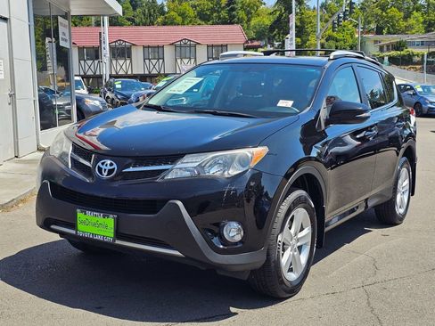 Used 2013 Toyota RAV4 XLE AWD/4WD image 3