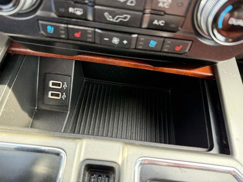 Used 2019 Ford F150 King Ranch w/ Equipment Group 601A Luxury RWD image 34