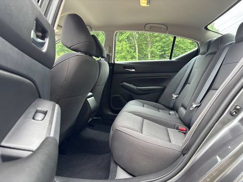 Used 2022 Nissan Altima 2.5 S FWD image 17