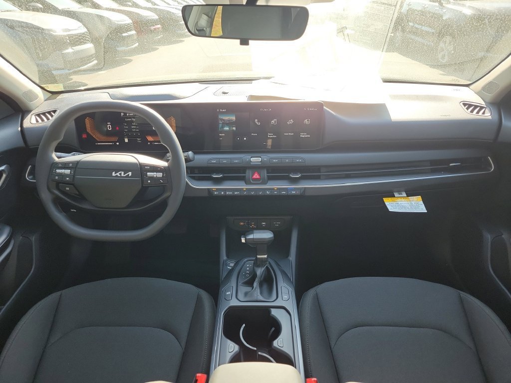 New 2026 Kia K4 FWD image 16