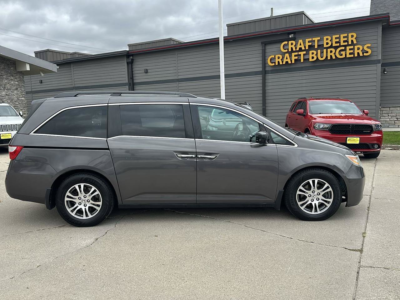 Used 2012 Honda Odyssey EX image 2