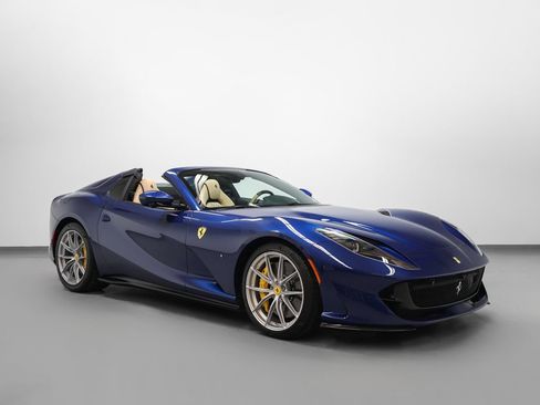 Certified 2021 Ferrari 812 GTS RWD image 1