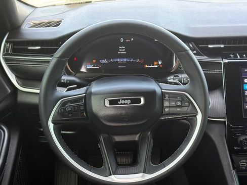 Used 2024 Jeep Grand Cherokee Altitude AWD/4WD image 23