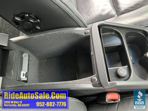 Used 2011 Volvo XC70 3.2 image 35