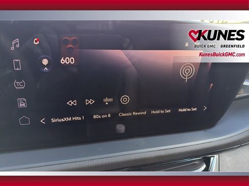 New 2026 Buick Envista Sport Touring w/ Convenience I Package FWD image 27