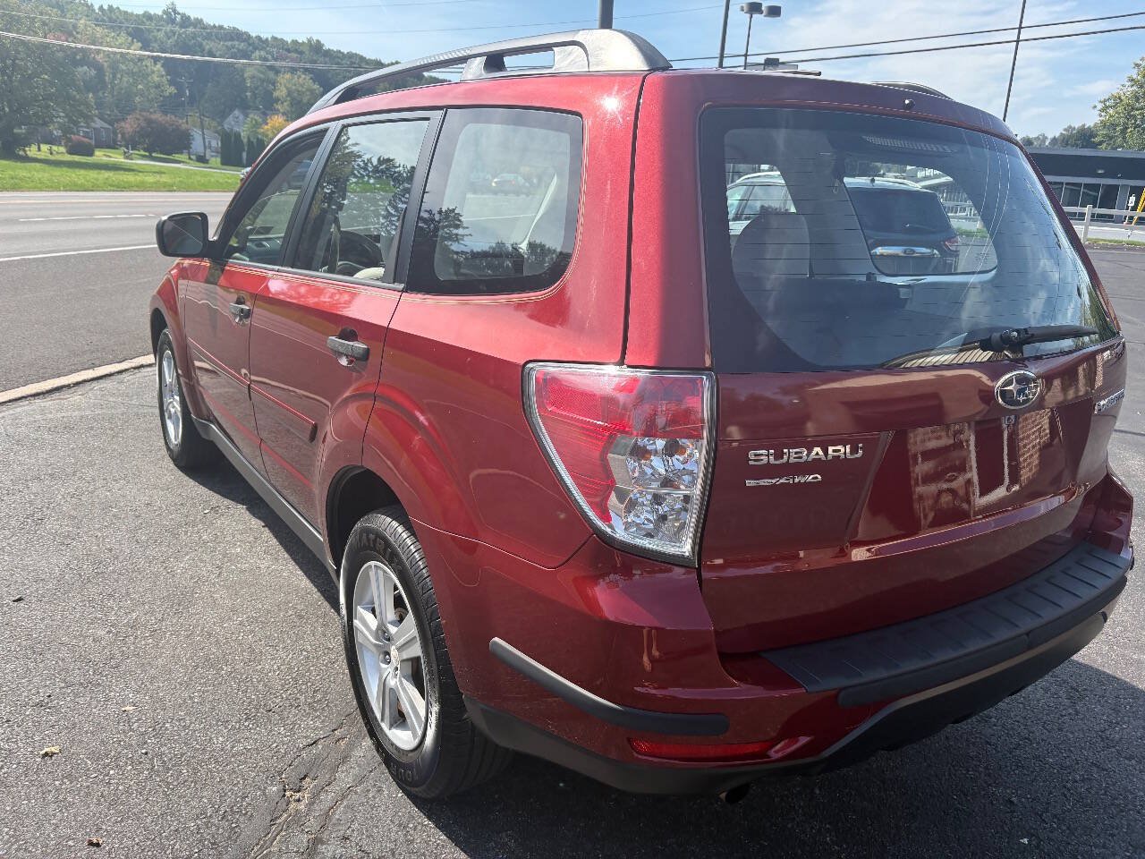 Used 2011 Subaru Forester 2.5X AWD/4WD image 12