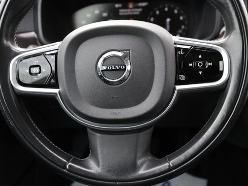 Used 2018 Volvo S90 T5 Momentum w/ Convenience Package image 18