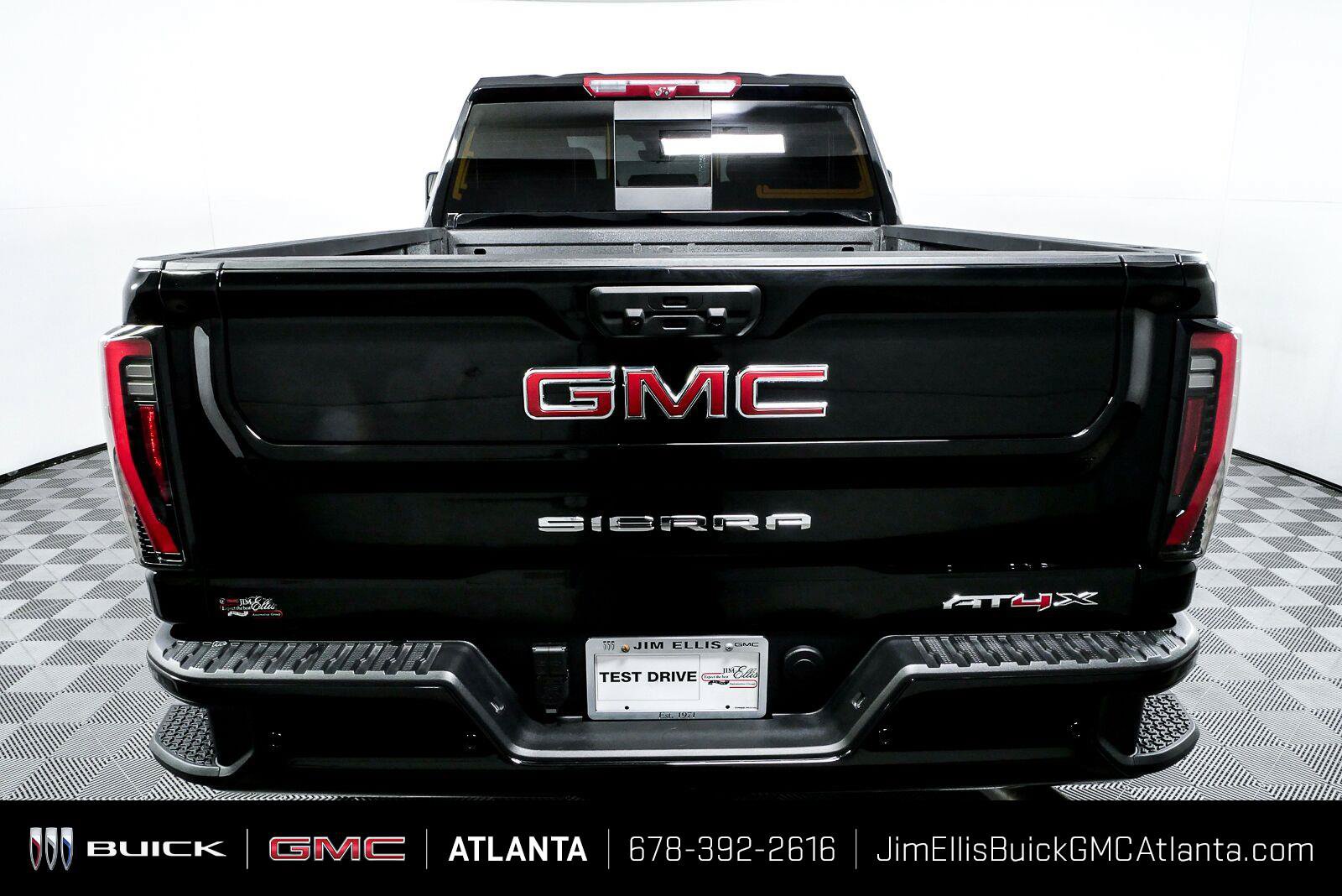 Used 2026 GMC Sierra 2500 AT4X AWD/4WD image 26