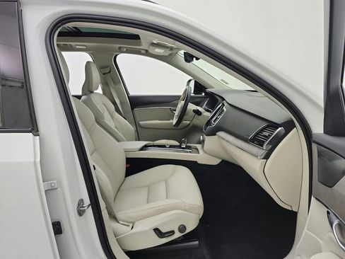Used 2023 Volvo XC90 T8 Plus w/ Protection Package Premier AWD/4WD image 15