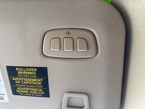 Used 2020 Ford Escape Titanium w/ Titanium Premium Package 2.0 image 40