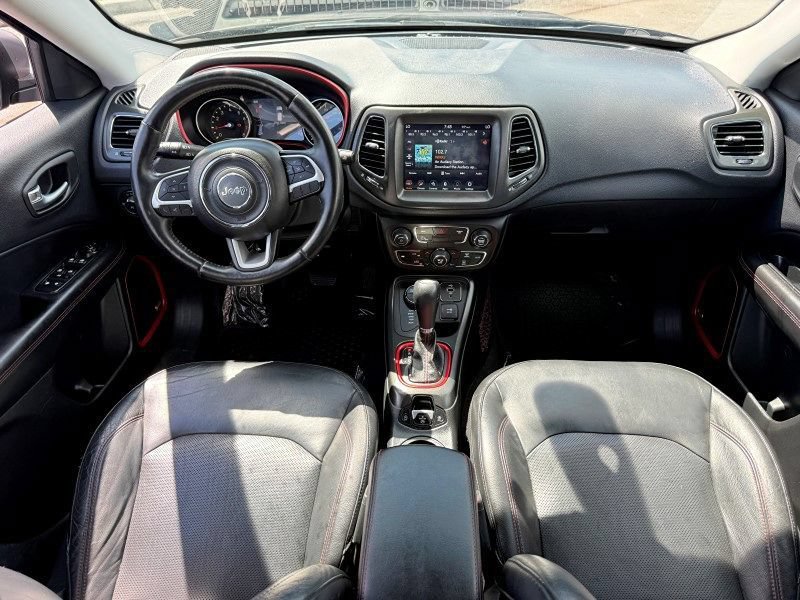 Used 2018 Jeep Compass Trailhawk w/ Leather Interior Group AWD/4WD image 18