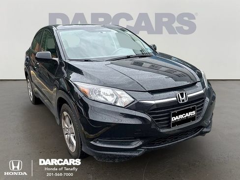 Used 2018 Honda HR-V LX image 1