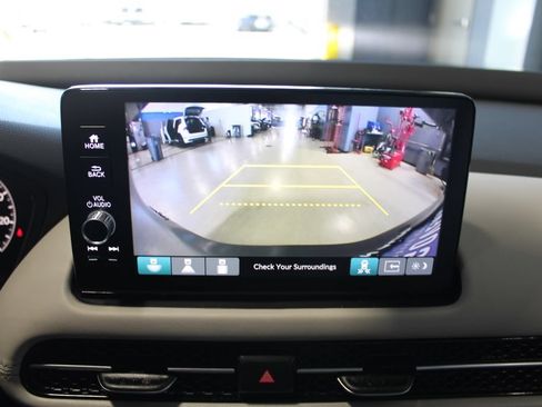 Used 2025 Honda HR-V EX-L image 14