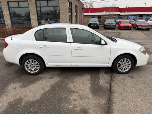 Used 2010 Chevrolet Cobalt LT image 6