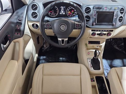 Used 2017 Volkswagen Tiguan S image 15