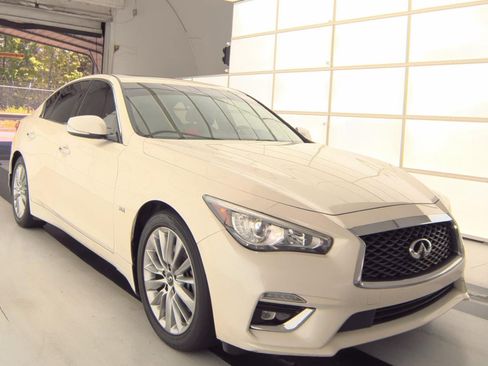 Used 2019 INFINITI Q50 Luxe w/ Cargo Package (L96) RWD image 3